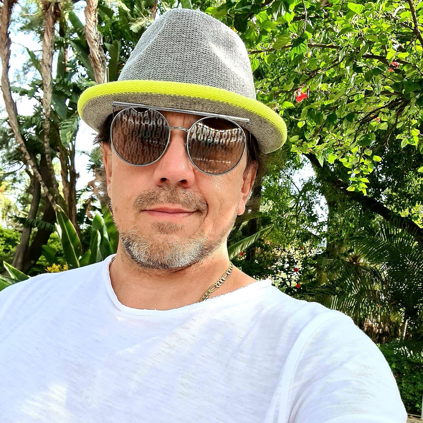 Выпускник автошколы в Испании Costa Drive